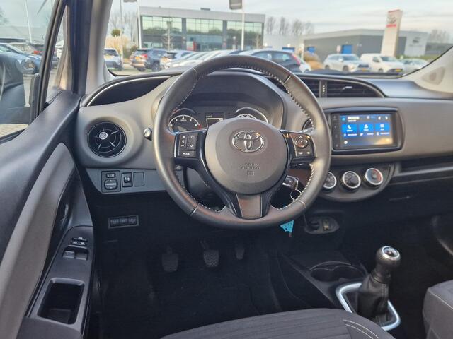 Toyota YARIS 1.0 VVT-i Connect apple carplay / android auto | Airco | Camera