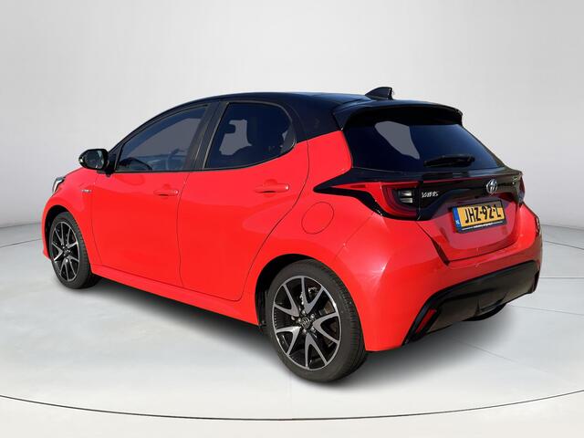 Toyota YARIS 1.5 Hybrid Executive | Panoramadak | Head up display | Carplay | 17 inch LM-velgen |