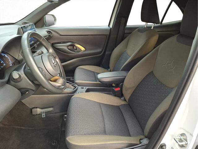 Toyota YARIS Cross 1.5 Hybrid Explore Perkeer Sensoren | Stoelverwarming |