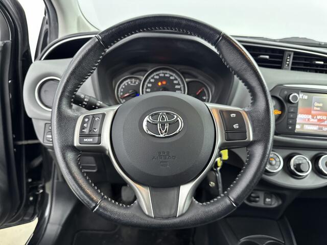 Toyota YARIS 1.0 VVT-i Aspiration 5-Drs | Parkeercamera | NL-Auto | Dealeronderhouden | 2E Eig | APK 11-2026 |