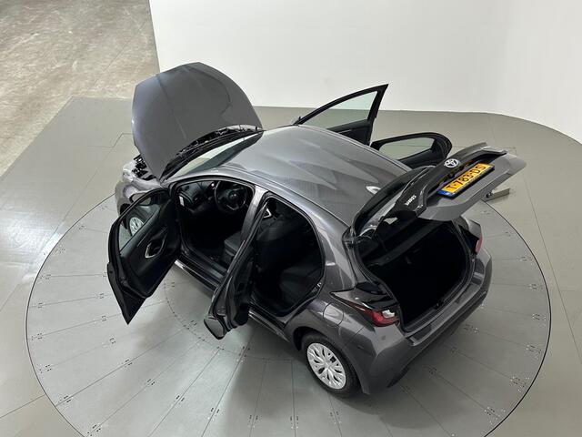 Toyota YARIS 1.5 HYBRID ACTIVE CAMERA NAVI