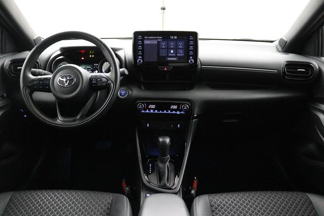 Toyota YARIS 1.5 Hybrid Launch Limited Edition | Trekhaak horizontaal afneembaar 13p DIN-ISO |