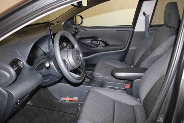 Toyota YARIS 1.5 Hybrid 115 Dynamic Comfort Pack-Protection Pack