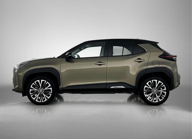 Toyota YARIS Cross 1.5 Hybrid Executive | Panoramadak | JBL | Blindspot | Stoelverwarming | Head up Display | Half Leder |