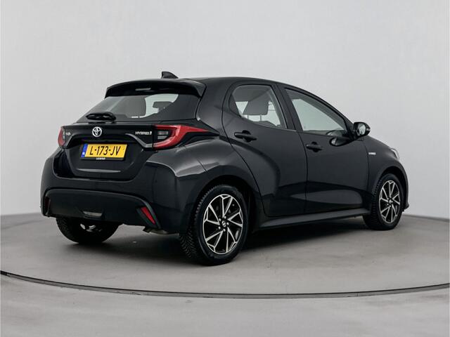 Toyota YARIS 1.5 Hybrid Dynamic Navi | NL-Auto | Dealeronderhouden | 2E Eig | Apple Carplay/Android Auto | LM-Velgen |
