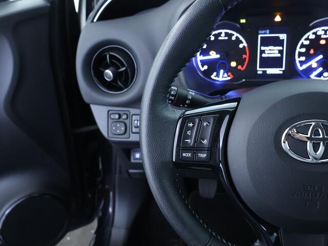 Toyota YARIS 1.5 VVT-i Active | Apple Carplay/Andriod Auto navigatie | LM Velgen
