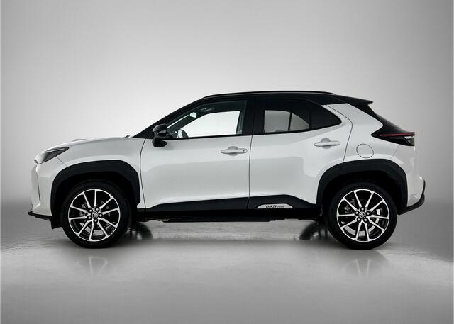 Toyota YARIS Cross 1.5 Hybrid 130 GR Sport | BTW voertuig | Sportstoelen | Stoelverwarming |