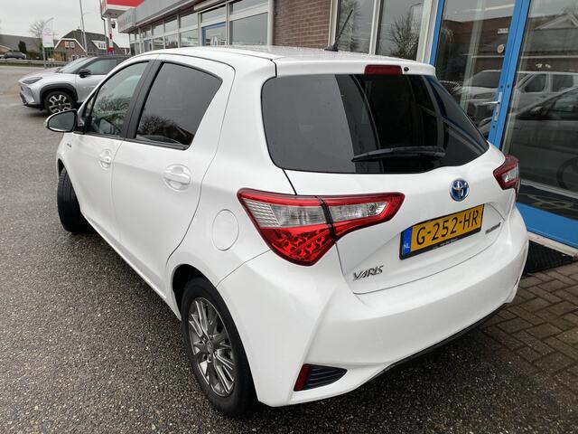 Toyota YARIS 1.5 Hybrid Dynamic Apple Carplay/Android Auto