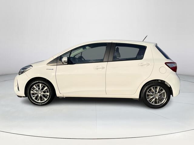 Toyota YARIS 1.5 Hybrid Design Sport | Navigatie | Fietsendragerbeugel | Licht metalen velgen | Bluetooth |