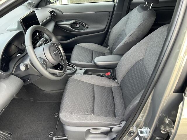 Toyota YARIS Cross 1.5 Hybrid 115 First Edition | Rijklaar | NL-auto | 1e eigenaar