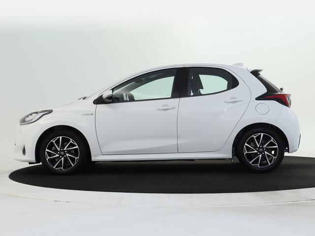 Toyota YARIS 1.5 Hybrid 115 First Edition