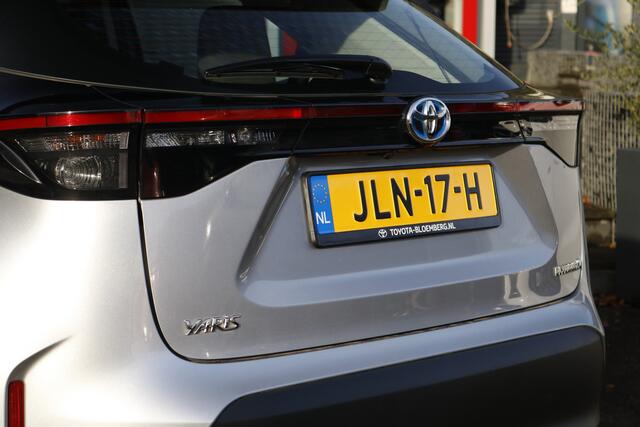 Toyota YARIS Cross 1.5 Hybrid Active All season banden | Car Play