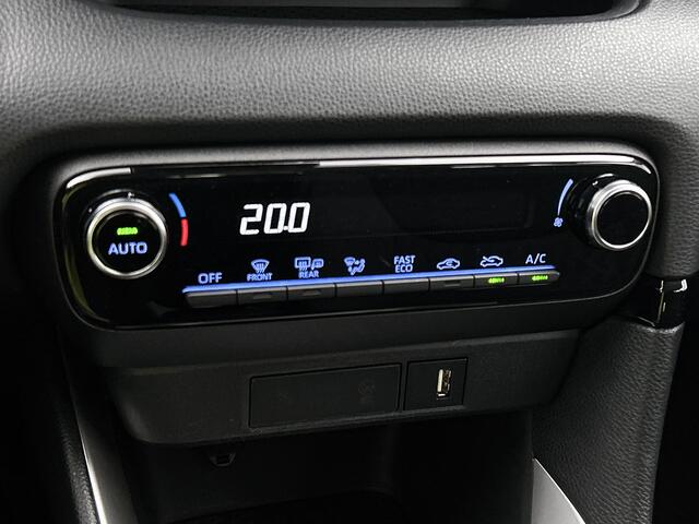 Toyota YARIS 1.5 Hybrid Dynamic | Apple CarPlay / Android Auto (Navigatie) |