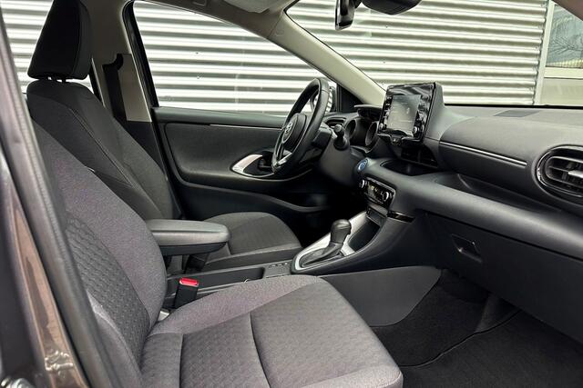 Toyota YARIS 1.5 Hybrid Dynamic Carplay / Camera / Stoel verw.