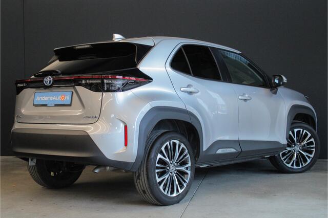 Toyota YARIS Cross 1.5 Hybrid Executive |nieuw onderhoud|360camera|leder|parkeersensoren|