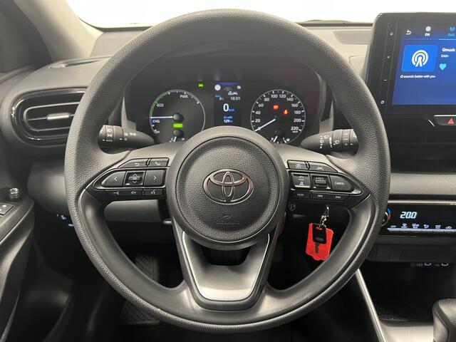 Toyota YARIS 1.5 Hybrid 115 Comfort | NAVI | CAMERA | ACC | CARPLAY |