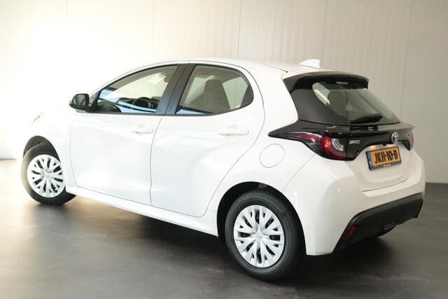 Toyota YARIS 1.5 Hybrid Active, Startknop, Navi