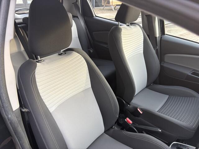 Toyota YARIS 1.5 Hybrid Active, navi, cruise, climate control