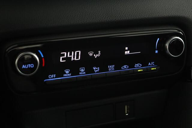 Toyota YARIS 1.5 Hybrid First Edition | Navigatie | LED verlichting | Keyless entry |