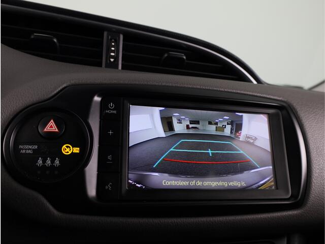 Toyota YARIS 1.0 VVT-i Connect | Apple Carplay -/ Android Auto | Parkeercamera | Airco |