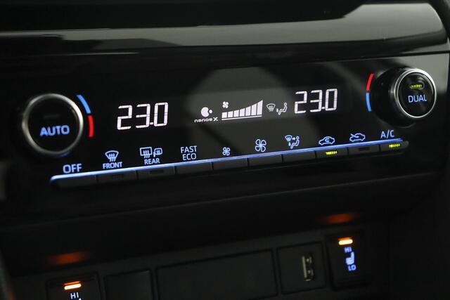 Toyota YARIS Cross 1.5 Hybrid Executive | Stoelverwarming | Head-up display | Parkeersensoren | JBL |