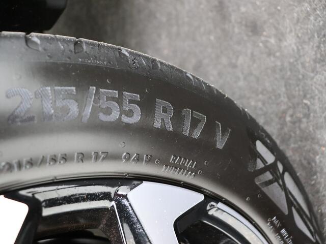 Toyota YARIS Cross 1.5 Hybrid First Edition | Achteruitrijcamera | Dealeronderhouden |