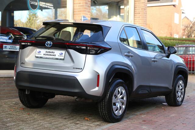 Toyota YARIS Cross 1.5 Hybrid Active Navi Carplay Camera ACC