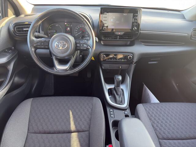 Toyota YARIS 1.5 Hybrid Active | Trekhaak |