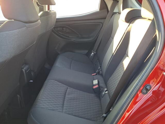 Toyota YARIS 1.5 Hybrid Active | Trekhaak |