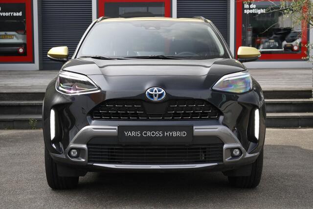 Toyota YARIS Cross 1.5 Hybrid Adventure AWD