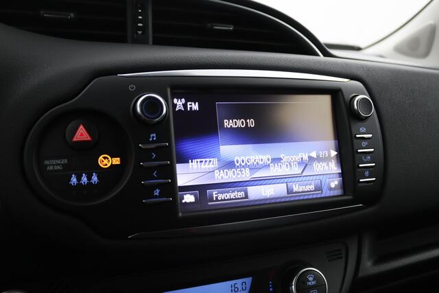 Toyota YARIS 1.5 Hybrid Design Sport | Climate control | Cruisecontrol | Parkeercamera |