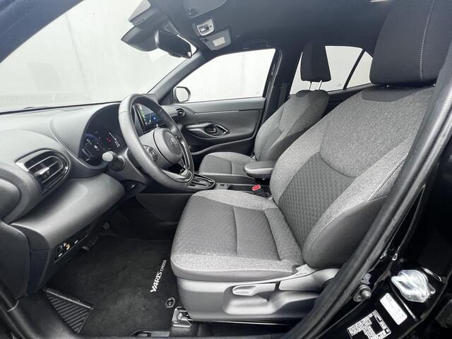 Toyota YARIS Cross 1.5 Hybrid 115 Dynamic Automaat / Fabrieksgarantie tot 05-2028 < 100.000km, tot 10 jaar mogelijk** / Navigatie via Apple Carplay Android / Stuur-, stoel- en voorruitverwarming / Camera / Adaptieve CC / 17" LM wielen /