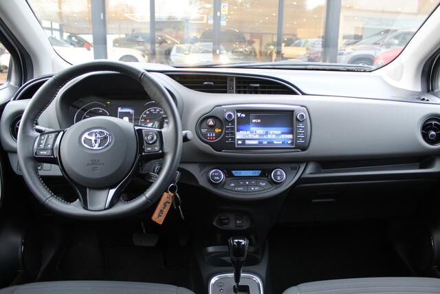 Toyota YARIS 1.5 Hybrid Active | Rijklaar | Clima | Cruise | Camera | Dealer onderhouden | NL-auto