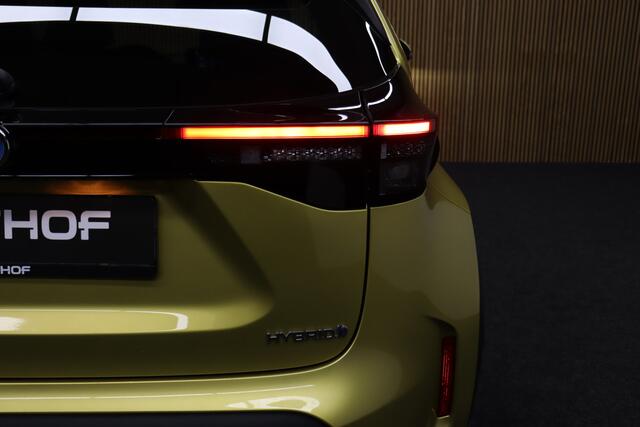 Toyota YARIS Cross 1.5 Hybrid Launch Edition | Panoramadak | Adaptive-cruise | Trekhaak | Elek. Achterklep | Camera | Clima | Apple Carplay & Android Auto | Keyless | Stoel & Stuurverwarming