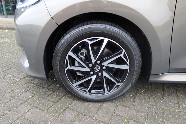 Toyota YARIS 1.5 Hybrid Dynamic APPLE-CARPLAY / CAMERA