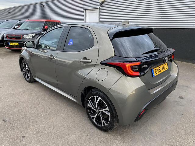 Toyota YARIS 1.5 Hybrid 115 First Edition Navigatie Apple CarPlay/Android Auto, achteruitrij camera, adaptieve cruise control, keyless, NL auto!