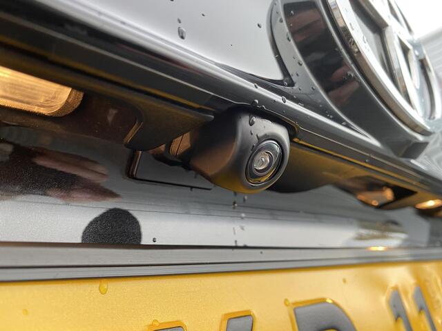 Toyota YARIS Cross 1.5 Hybrid 115 First Edition Navigatie Apple CarPlay/Android Auto, stoel- & stuurverwarming, keyless, parkeersensoren v&a, ACC, achteruitrij camera