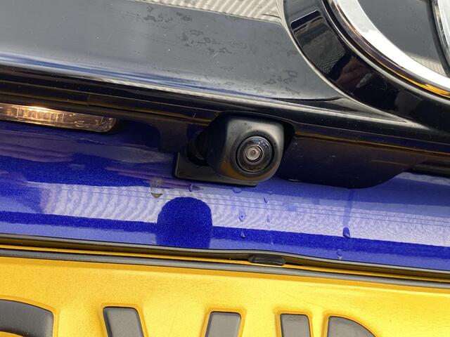 Toyota YARIS Cross 1.5 Hybrid 115 First Edition Navigatie Apple CarPlay/Android Auto, keyless entry- & start, adaptieve cruise control, achteruitrij camera,