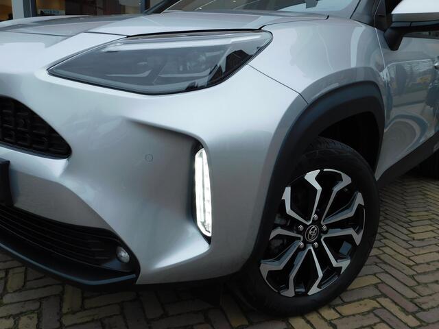 Toyota YARIS Cross 1.5 Hybrid Dynamic | Trekhaak | PDC | Stoelverwarming