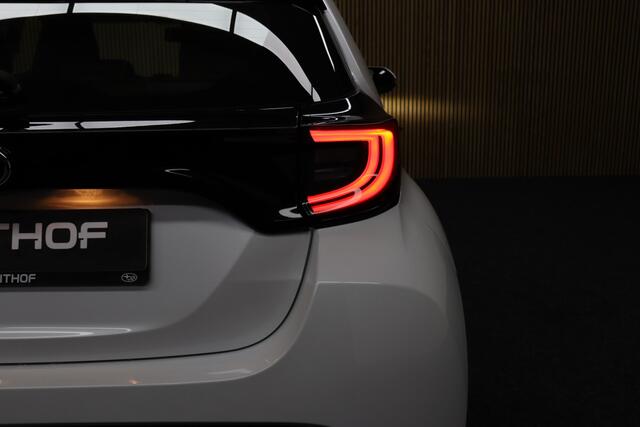 Toyota YARIS 1.5 VVT-i Business Plus | Adaptive-cruise | Afneembare Trekhaak | Camera | Clima | Maps Navigatie | Apple Carplay & Android Auto | Keyless | Stoel & Stuurverwarming