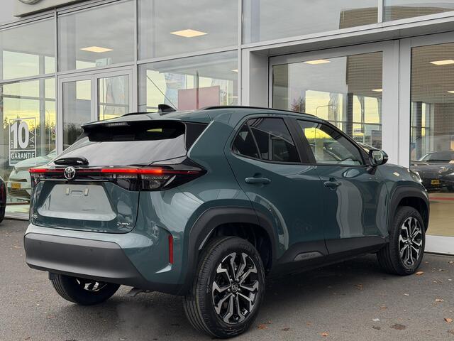 Toyota YARIS Cross 1.5 Hybrid 115 Dynamic Nieuw! Direct leverbaar! ¤ 2000,- inruilpremie! Meerdere kleuren snel leverbaar!