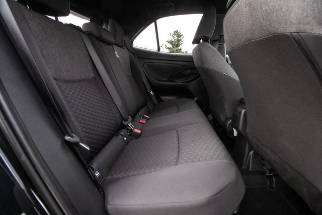 Toyota YARIS Cross 1.5 Hybrid 115 Dynamic - Stuur+stoelverwarming | Adpt. Cruise | Carplay | Camera