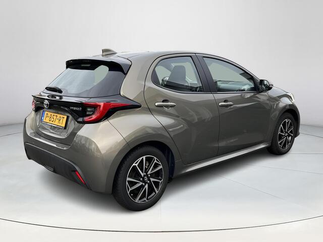 Toyota YARIS 1.5 Hybrid Dynamic | Navigatie | Carplay | Licht metalen velgen | LED koplampen | Keyless entry |