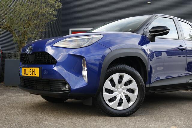 Toyota YARIS Cross 1.5 Hybrid Active | All season banden | CarPlay
