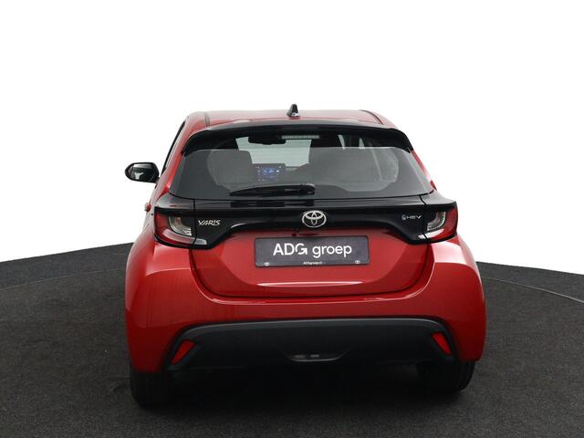 Toyota YARIS 1.5 Hybrid 115 Comfort | ADG XMAS EDITION | Lichtmetalen velgen | Achteruitrijcamera | Apple Carplay | Android Auto |