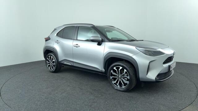 Toyota YARIS Cross 1.5 Hybrid Dynamic | Trekhaak | Navigatie | All seasonbanden | RIJKLAAR