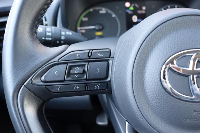 Toyota YARIS 1.5 Hybrid Active Limited, Climate & Cruise control, Stoelverwarming, DAB+ !