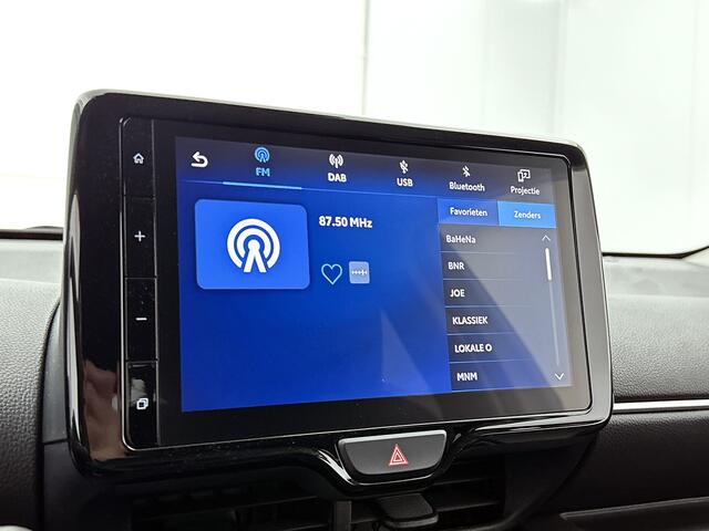 Toyota YARIS 1.5 Hybrid Dynamic | Limited | Full map navigatie |