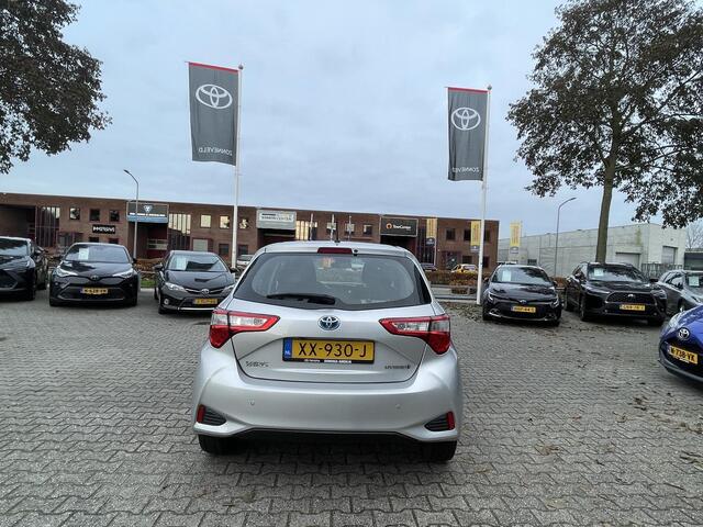 Toyota YARIS 1.5 Hybrid Design Sport parkeersensoren achter
