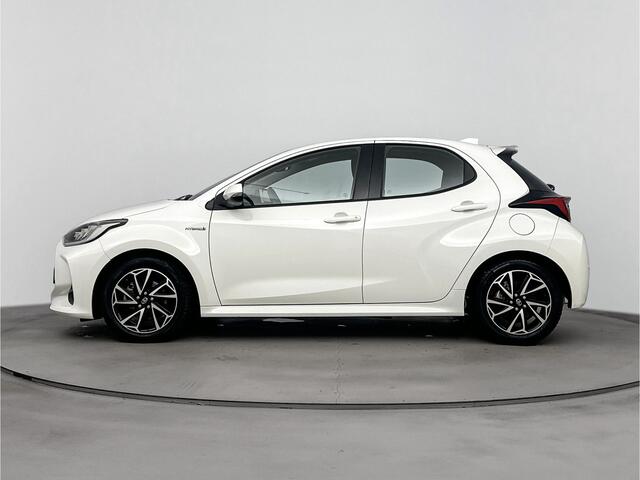 Toyota YARIS 1.5 Hybrid Dynamic Smart key entree